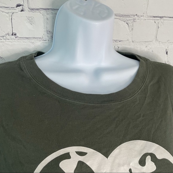 VIctoria's Secret PINK Earth Day One Size Tee - Picture 6 of 9